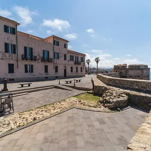 Gasthuis Palau Marco Polo, Alghero